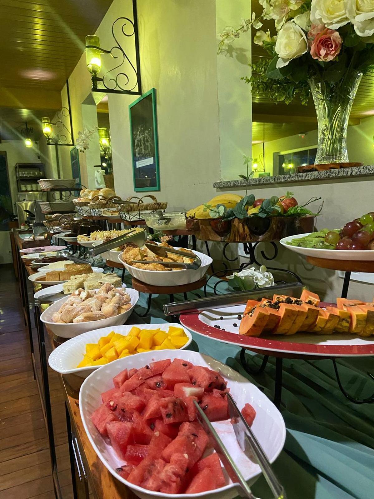 Queiroz Palace Hotel Siqueira Campos Buitenkant foto